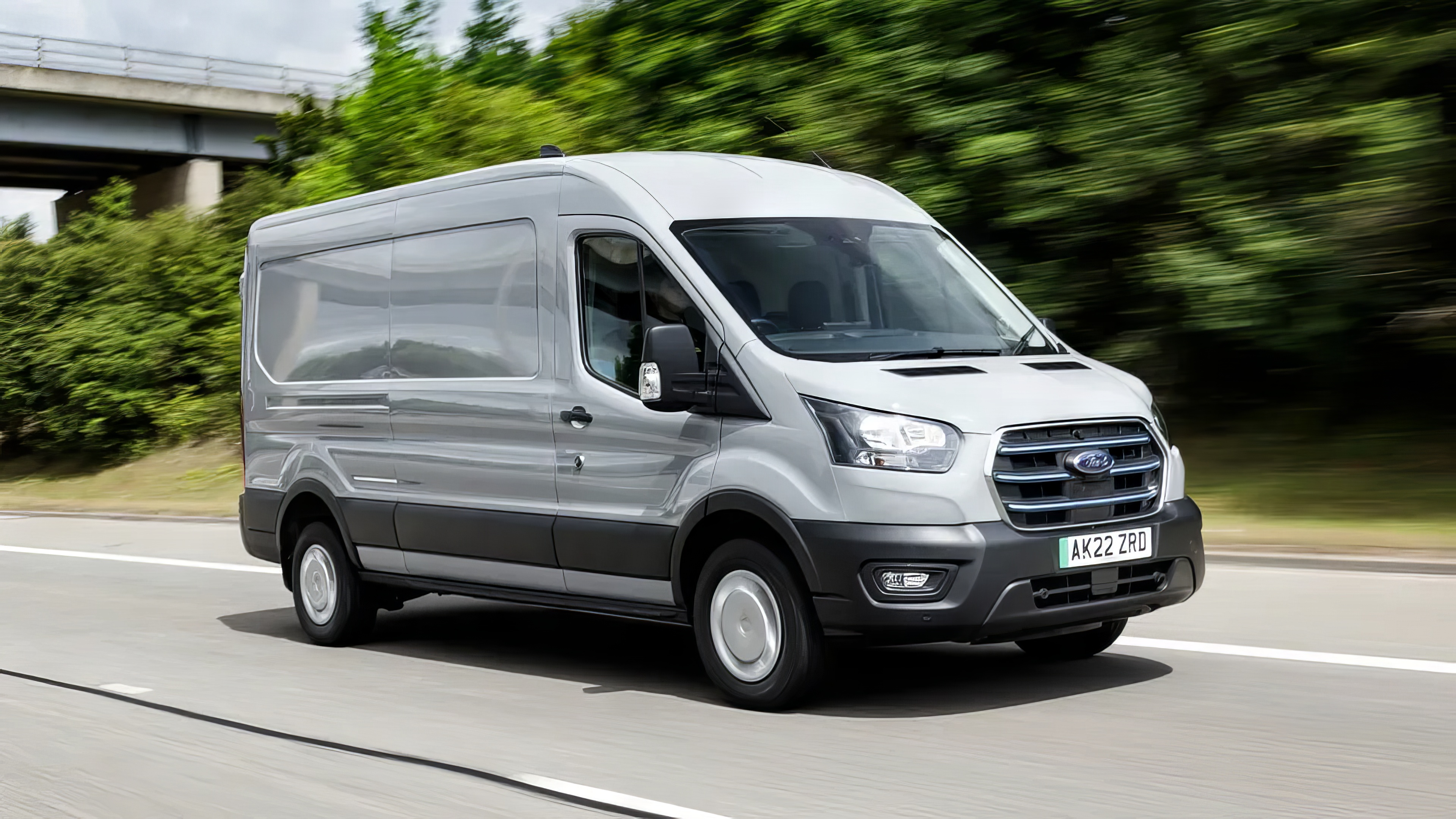 Ford E-Transit  side view