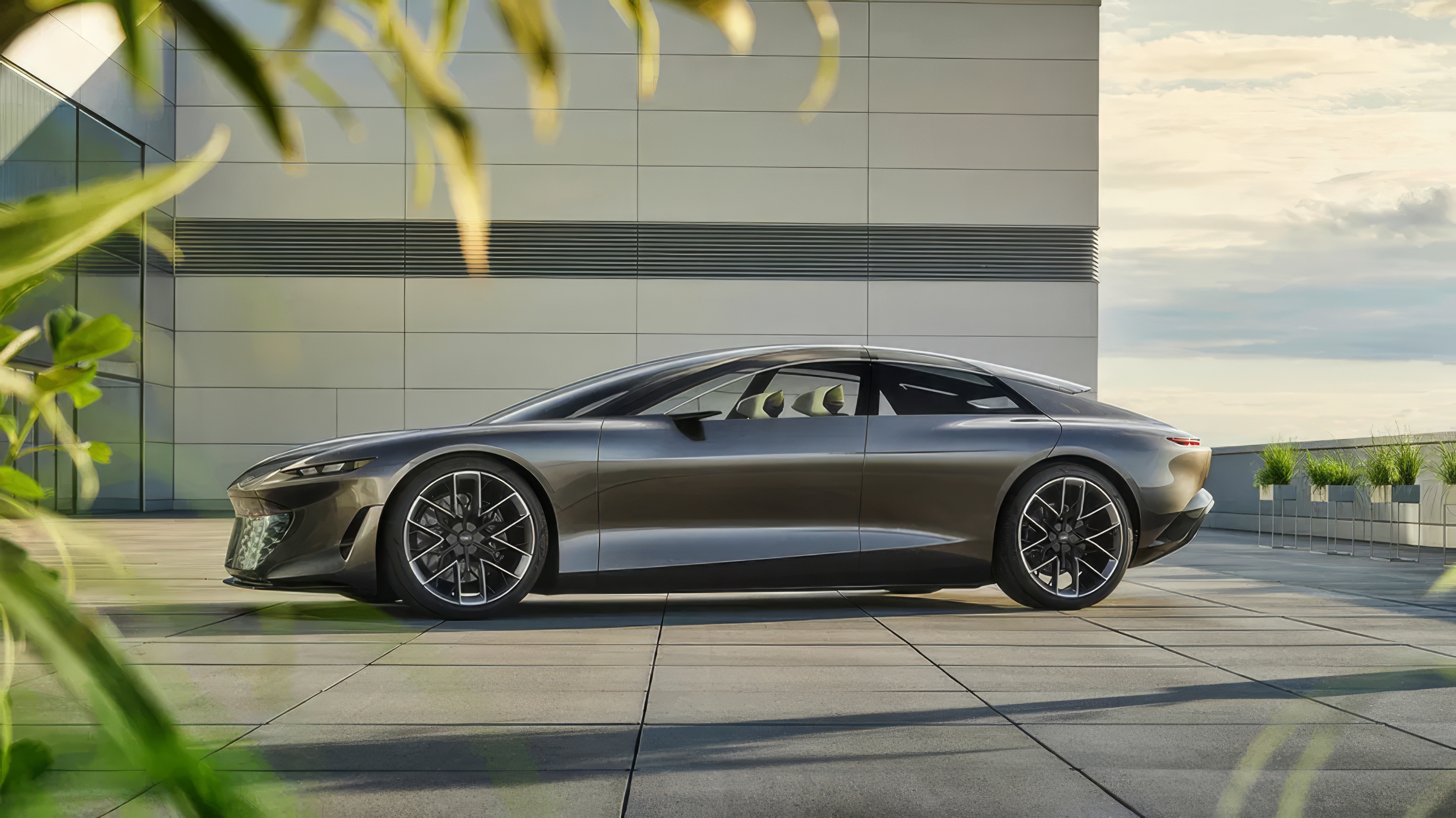 Audi A8 e-tron Sedan side view