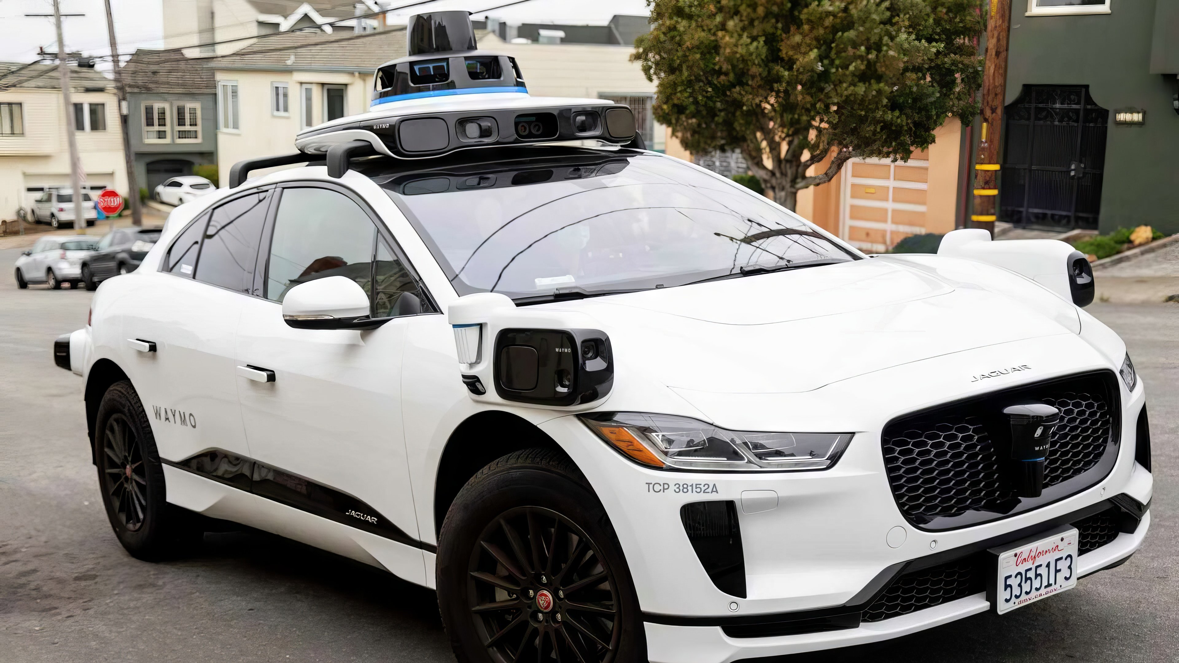 Jaguar I-PACE 400 Robotaxi interior view